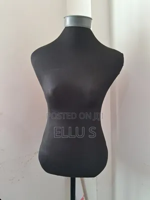 Mannequin Almost New