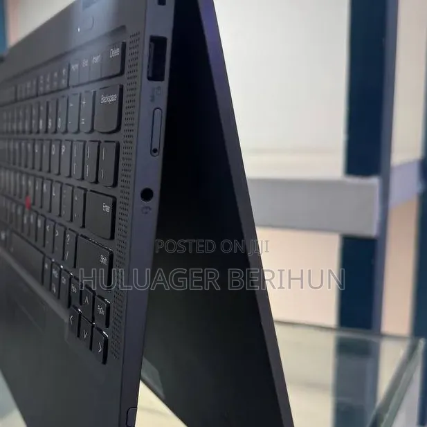 New Laptop Lenovo ThinkPad X1 Yoga 16GB Intel Core i7 SSD 512GB