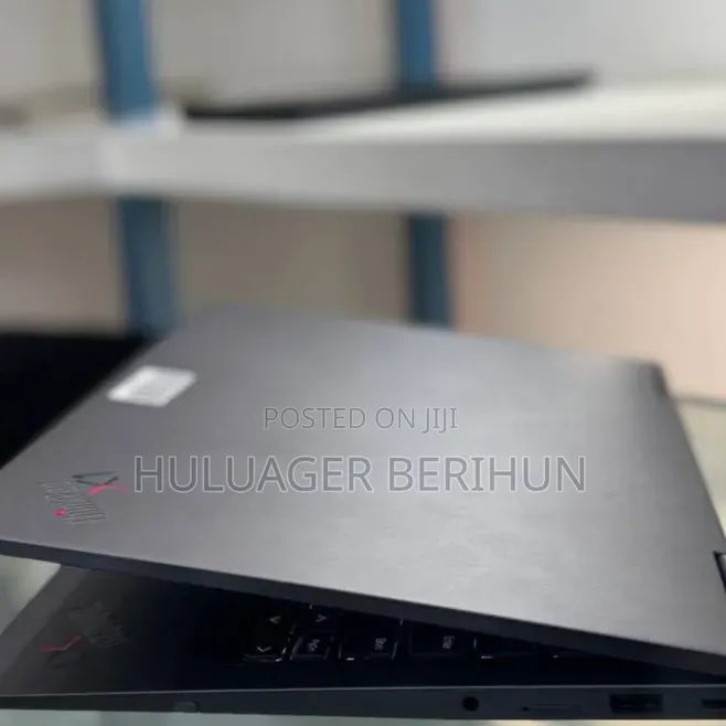 New Laptop Lenovo ThinkPad X1 Yoga 16GB Intel Core i7 SSD 512GB
