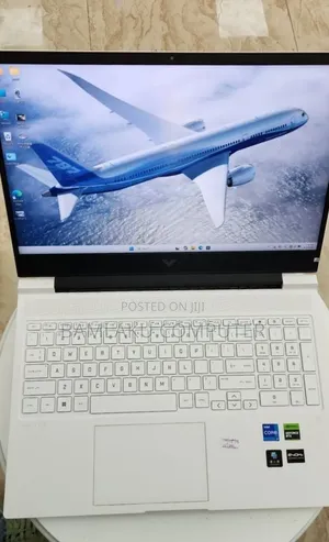 New Laptop HP Victus 16 16GB Intel Core i7 SSD 512GB