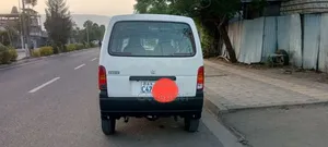 Bus 2023 White