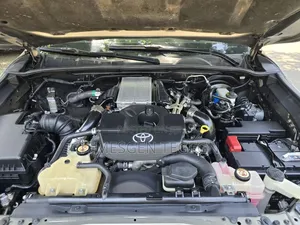 Toyota Hilux 2021 Gray