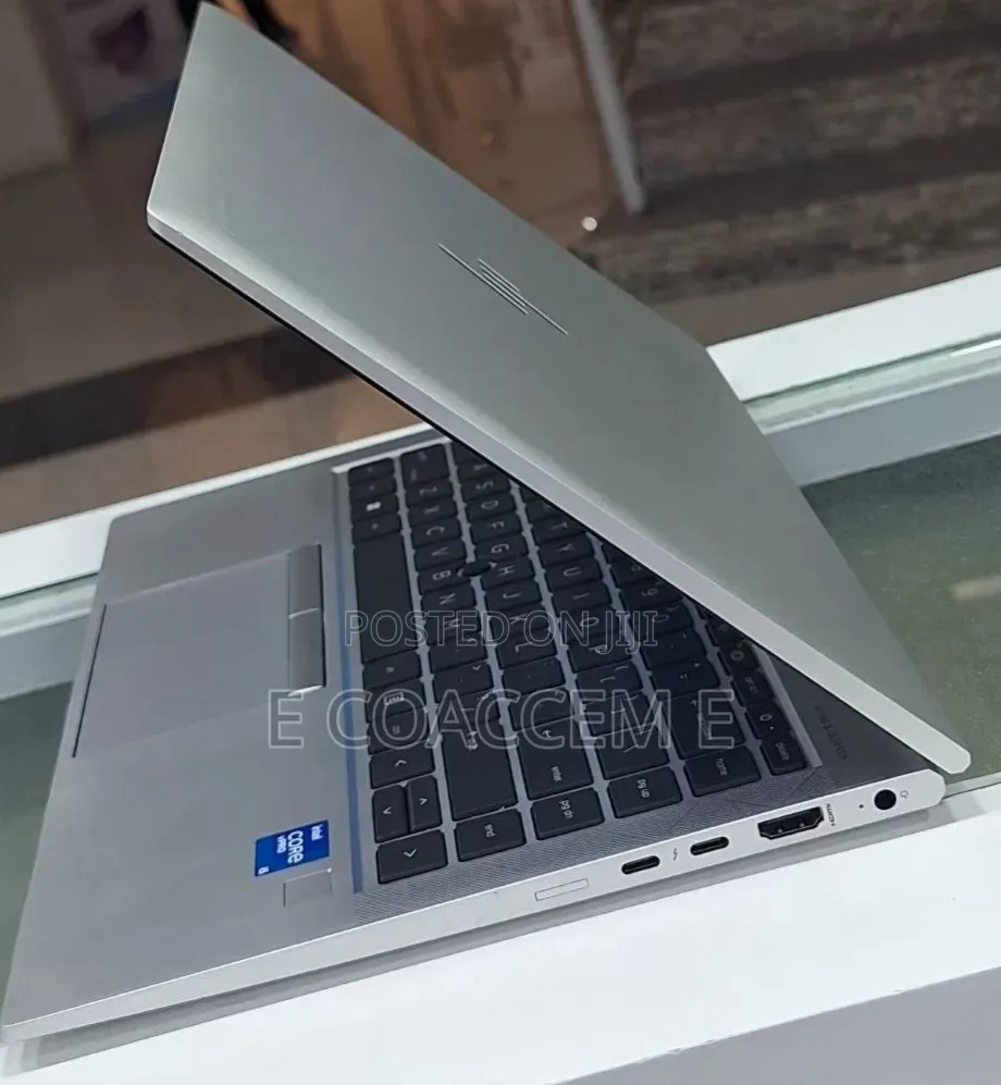 New Laptop HP 16GB Intel Core i5 SSD 512GB