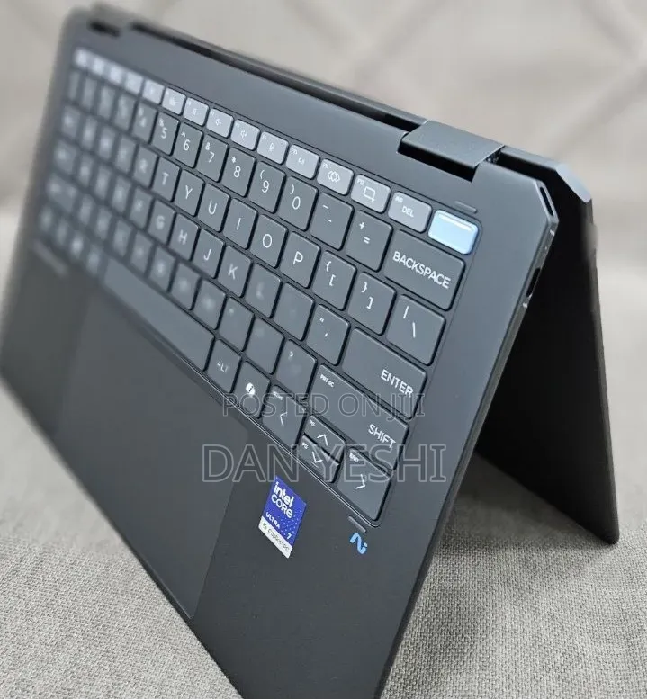 New Laptop HP OmniBook Ultra Flip 14" 16GB Intel Core Ultra 7 SSD 1T