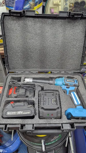Chargeable Rivet Gun