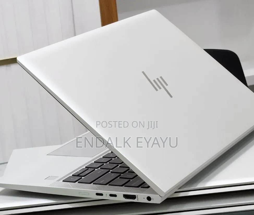 New Laptop HP EliteBook 840 G8 8GB Intel Core i5 SSD 512GB