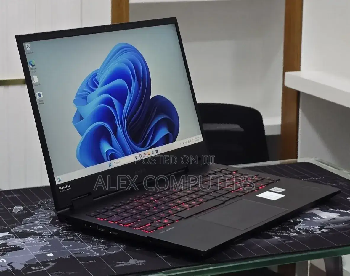 New Laptop HP Omen 15 16GB Intel Core i7 SSD 512GB