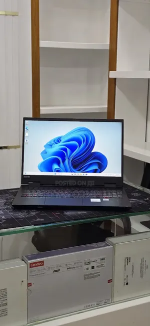 New Laptop HP Omen 15 16GB Intel Core i7 SSD 512GB