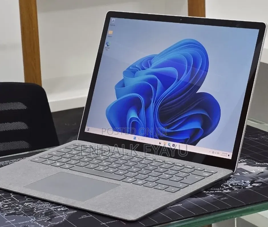 New Laptop Microsoft Surface Laptop 4 16GB Intel Core i5 SSD 512GB