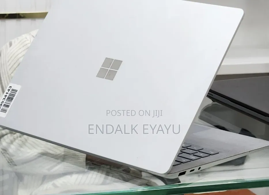 New Laptop Microsoft Surface Laptop 3 16GB Intel Core i7 SSD 256GB