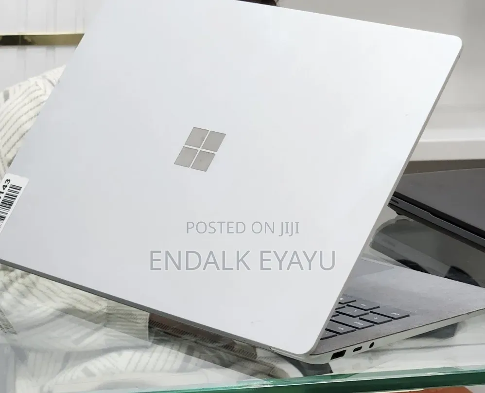 New Laptop Microsoft Surface Laptop 3 16GB Intel Core i7 SSD 256GB