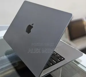 New Laptop Apple MacBook 16GB Apple M1 Pro SSD 512GB