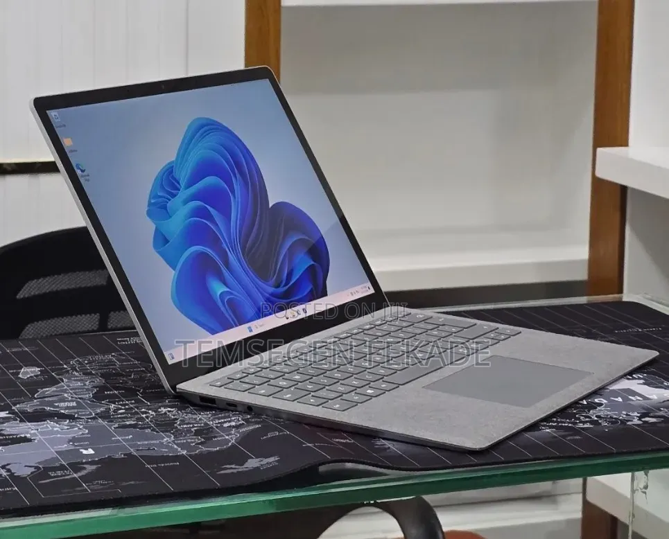 New Laptop Microsoft Surface Laptop 4 16GB Intel Core i5 SSD 512GB