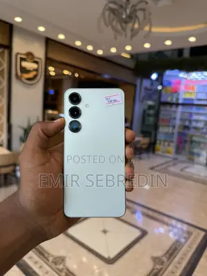New Samsung Galaxy S25 256 GB White