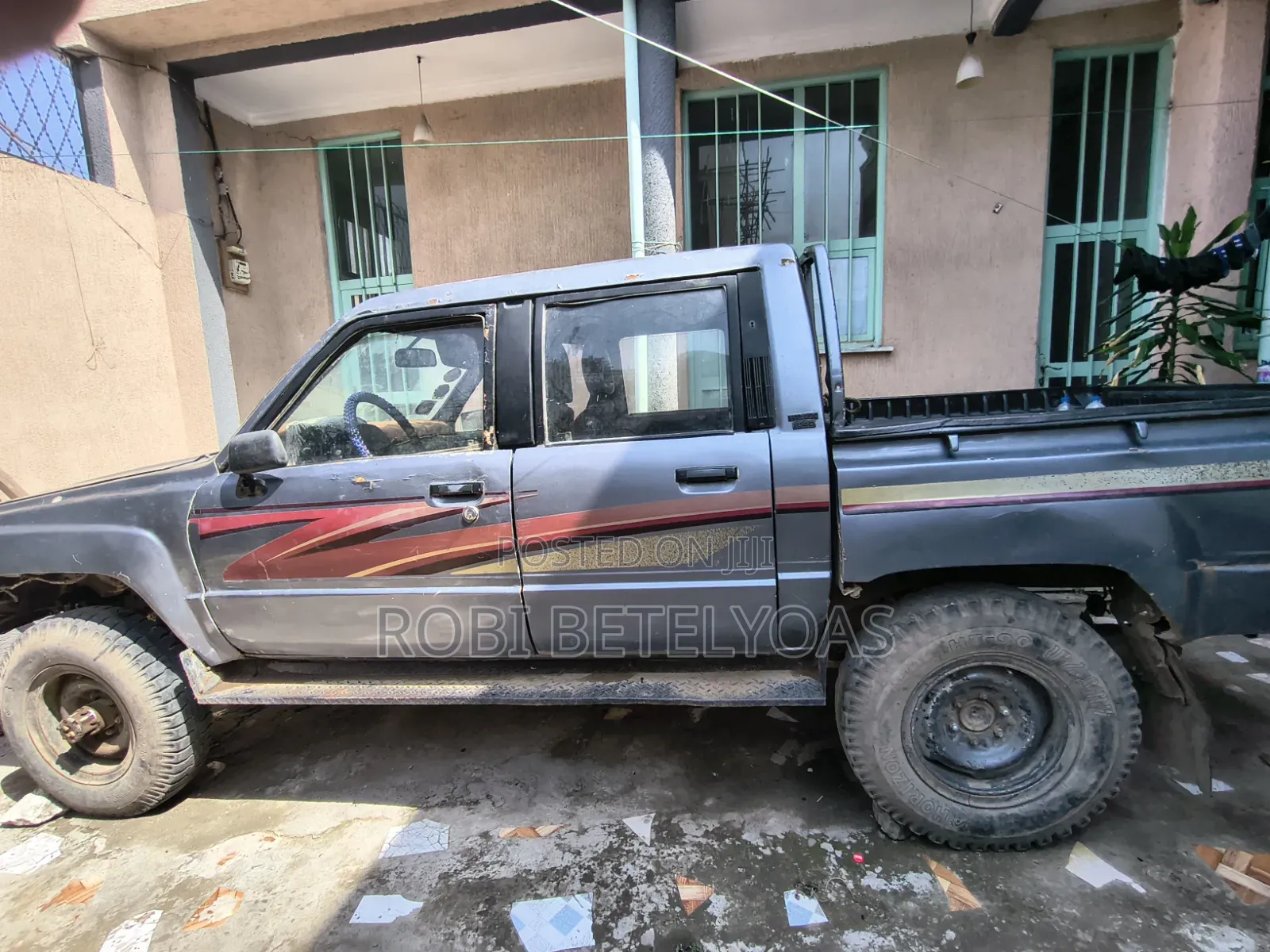 Toyota Hilux 1987 Beige
