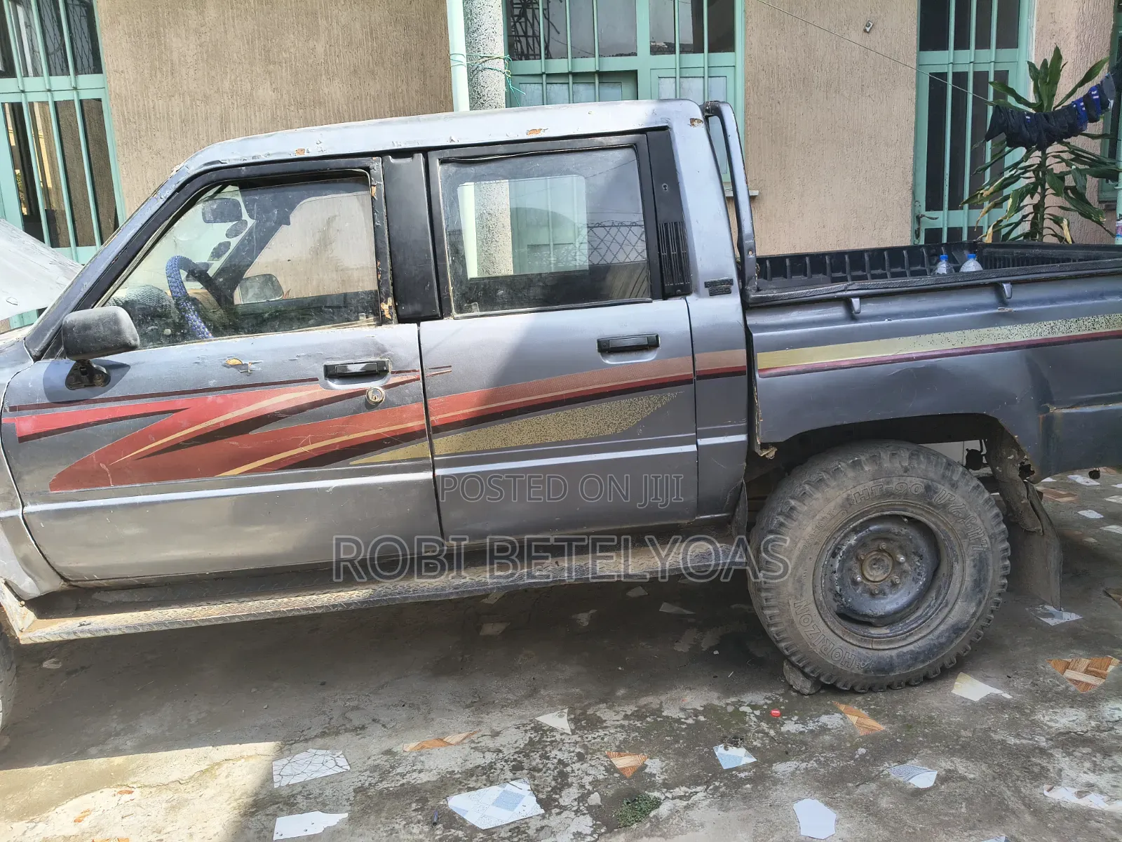 Toyota Hilux 1987 Beige