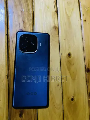 Vivo iQOO Z9 (China) 256 GB Blue