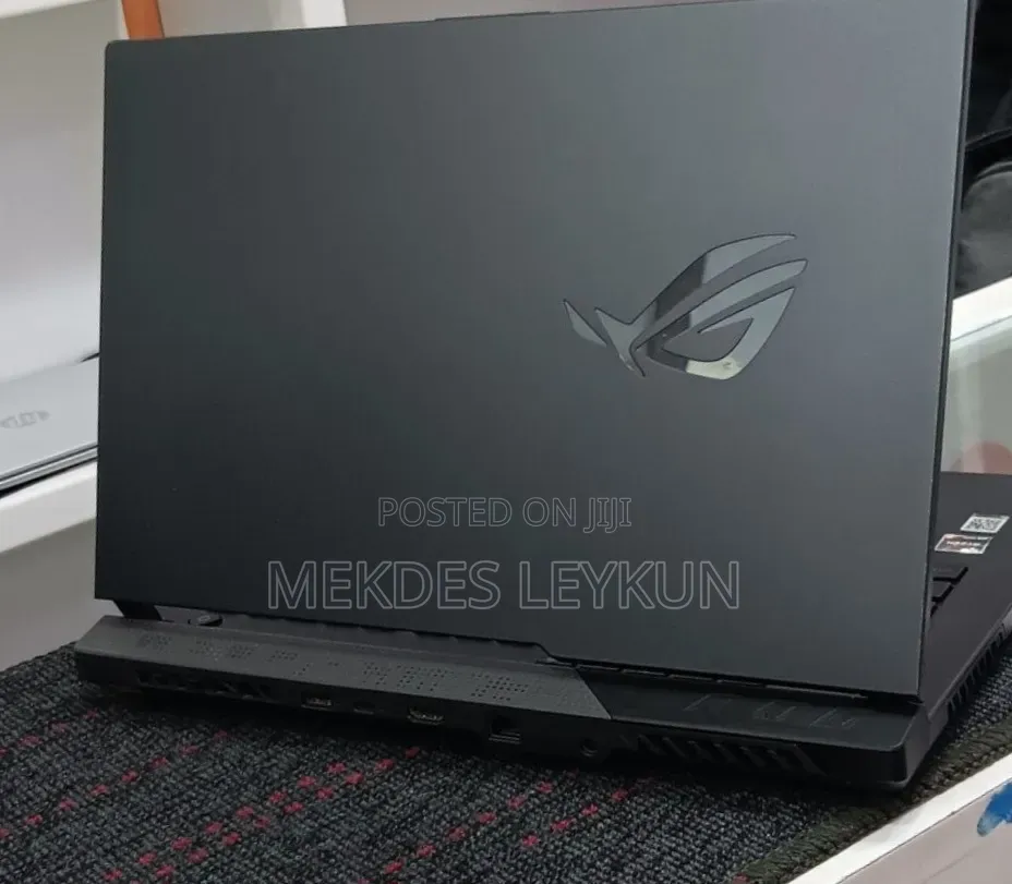 New Laptop Asus ROG Strix G15 16GB AMD Ryzen 9 SSD 512GB