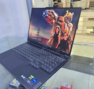 New Laptop Lenovo Legion 7 16GB Intel Core i7 SSD 512GB