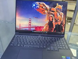 New Laptop Lenovo Legion 7 16GB Intel Core i7 SSD 512GB