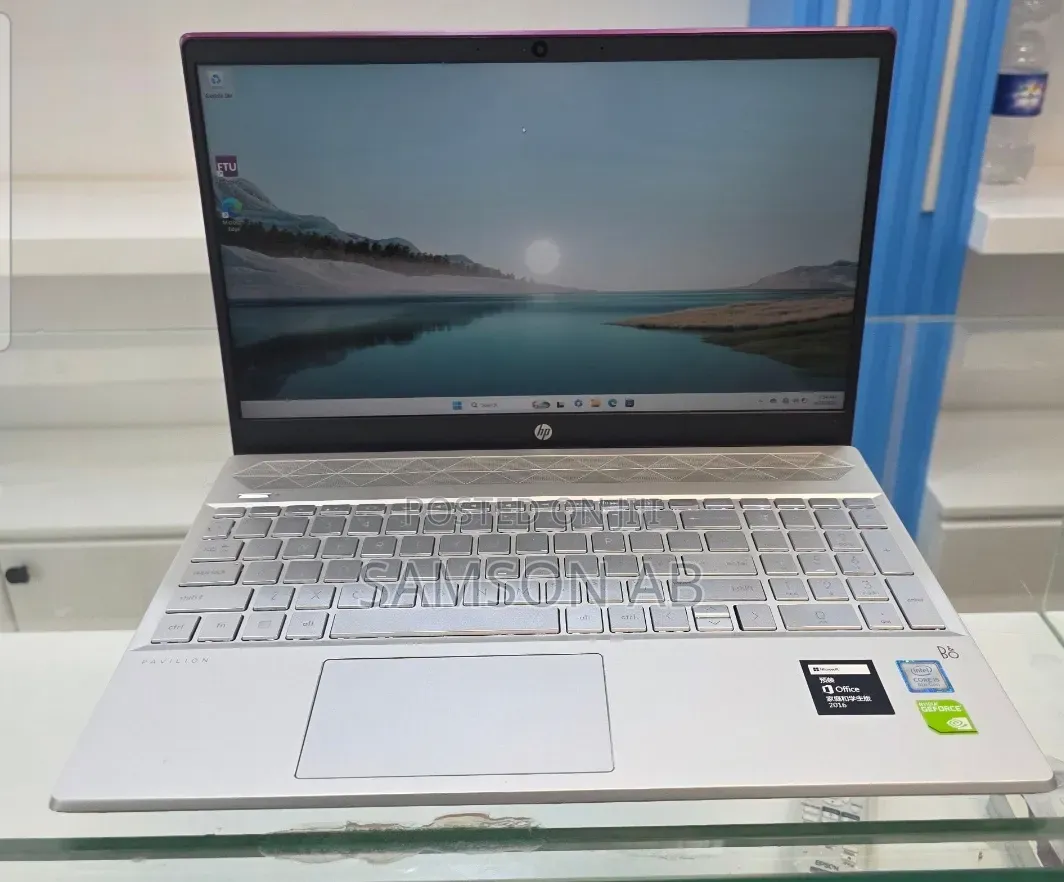 New Laptop HP Pavilion 15 16GB Intel Core i5 SSD 512GB