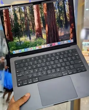 New Laptop Apple MacBook Pro 2021 M1 18GB Apple M1 SSD 512GB