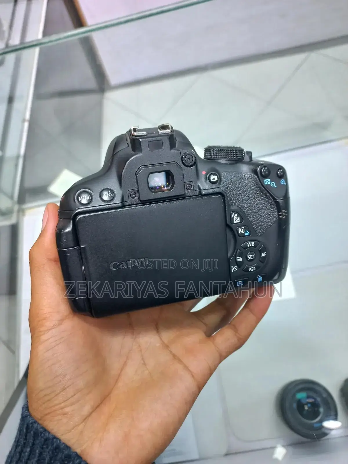 Canon 700d Camera N