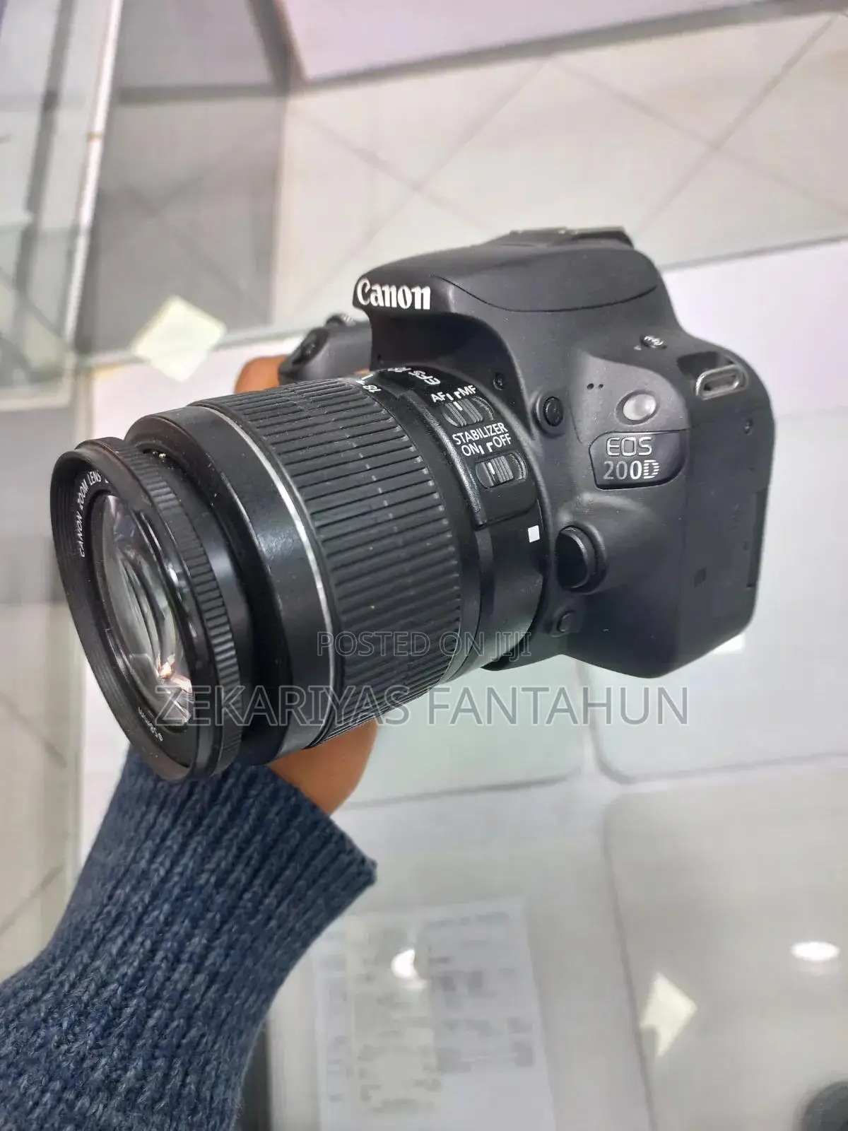 Canon 200d Camera N