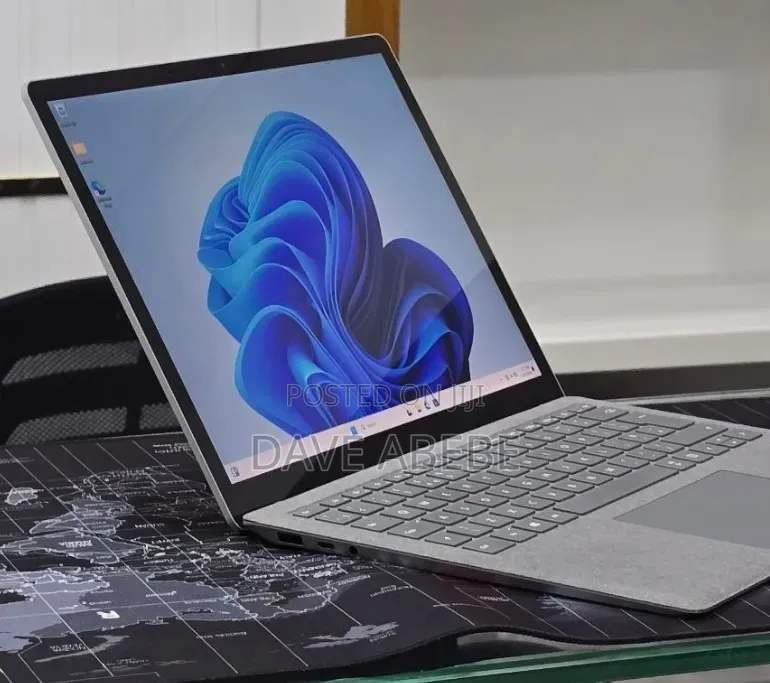 New Laptop Microsoft Surface Laptop 4 16GB Intel Core i5 SSD 512GB