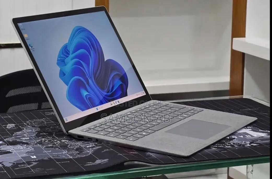 New Laptop Microsoft Surface Laptop 4 16GB Intel Core i5 SSD 512GB