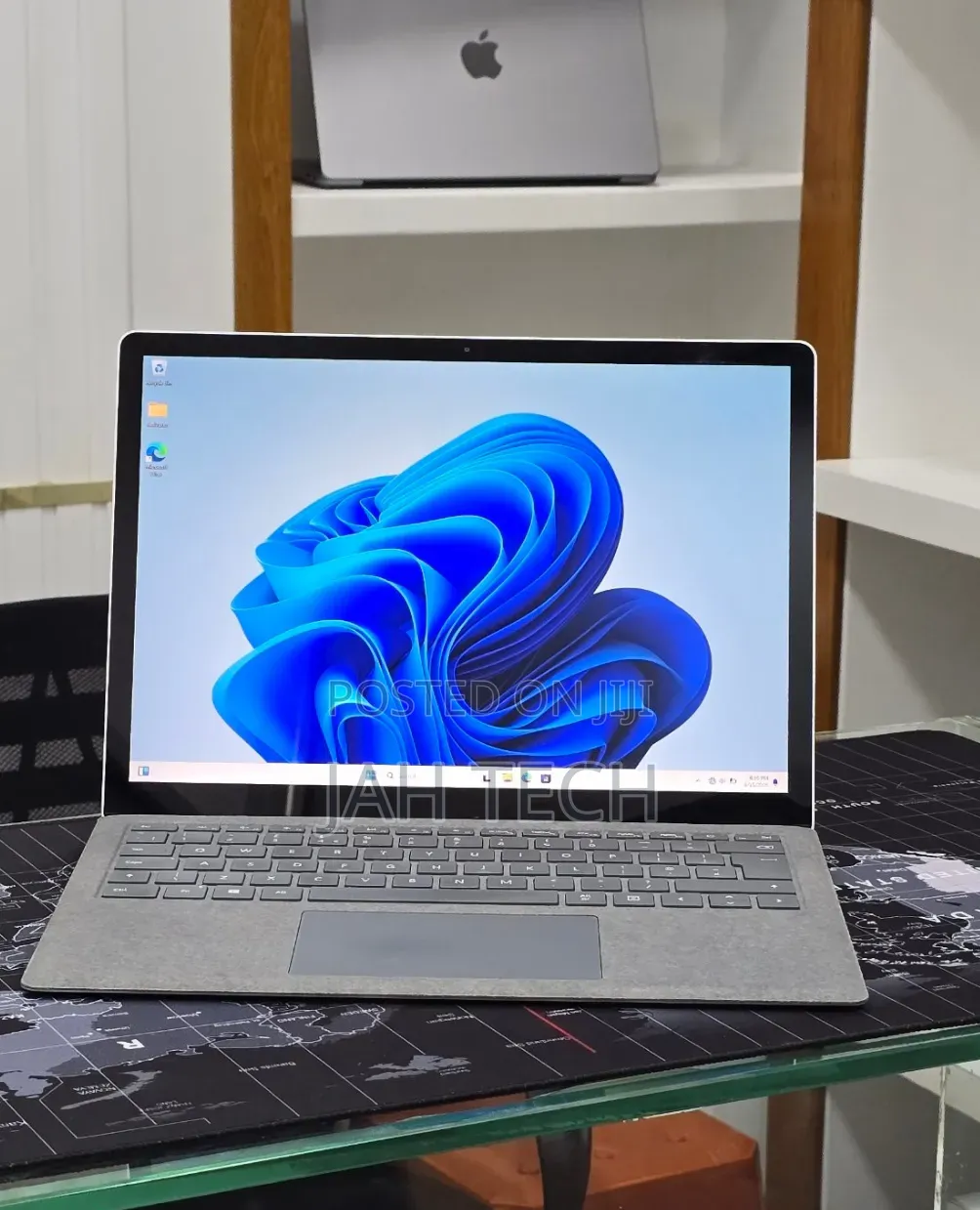 New Laptop Microsoft Surface 16GB Intel Core i5 SSD 512GB