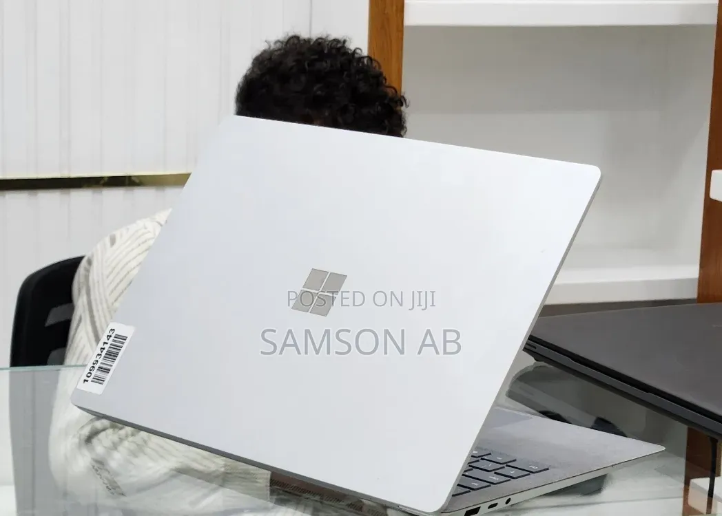 New Laptop Microsoft Surface Laptop 3 16GB Intel Core i7 SSD 256GB