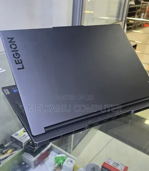 New Laptop Lenovo Legion 7 16GB Intel Core i7 SSD 512GB