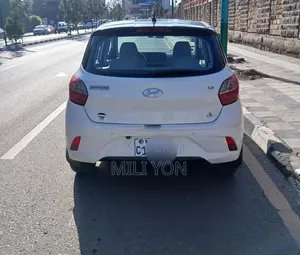 Hyundai I10 2022 White