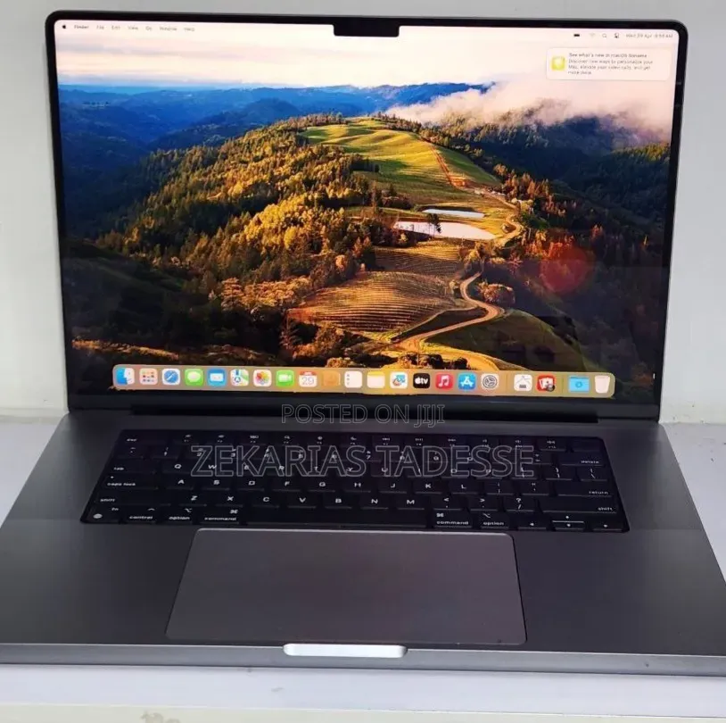 New Laptop Apple MacBook Pro 2020 M1 32GB Apple M1 SSD 512GB