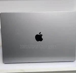 New Laptop Apple MacBook Pro 2020 M1 32GB Apple M1 SSD 512GB