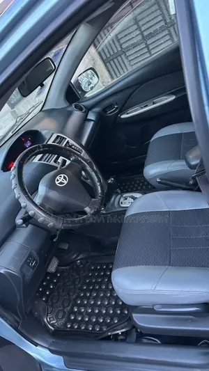 Toyota Yaris 2008 Blue