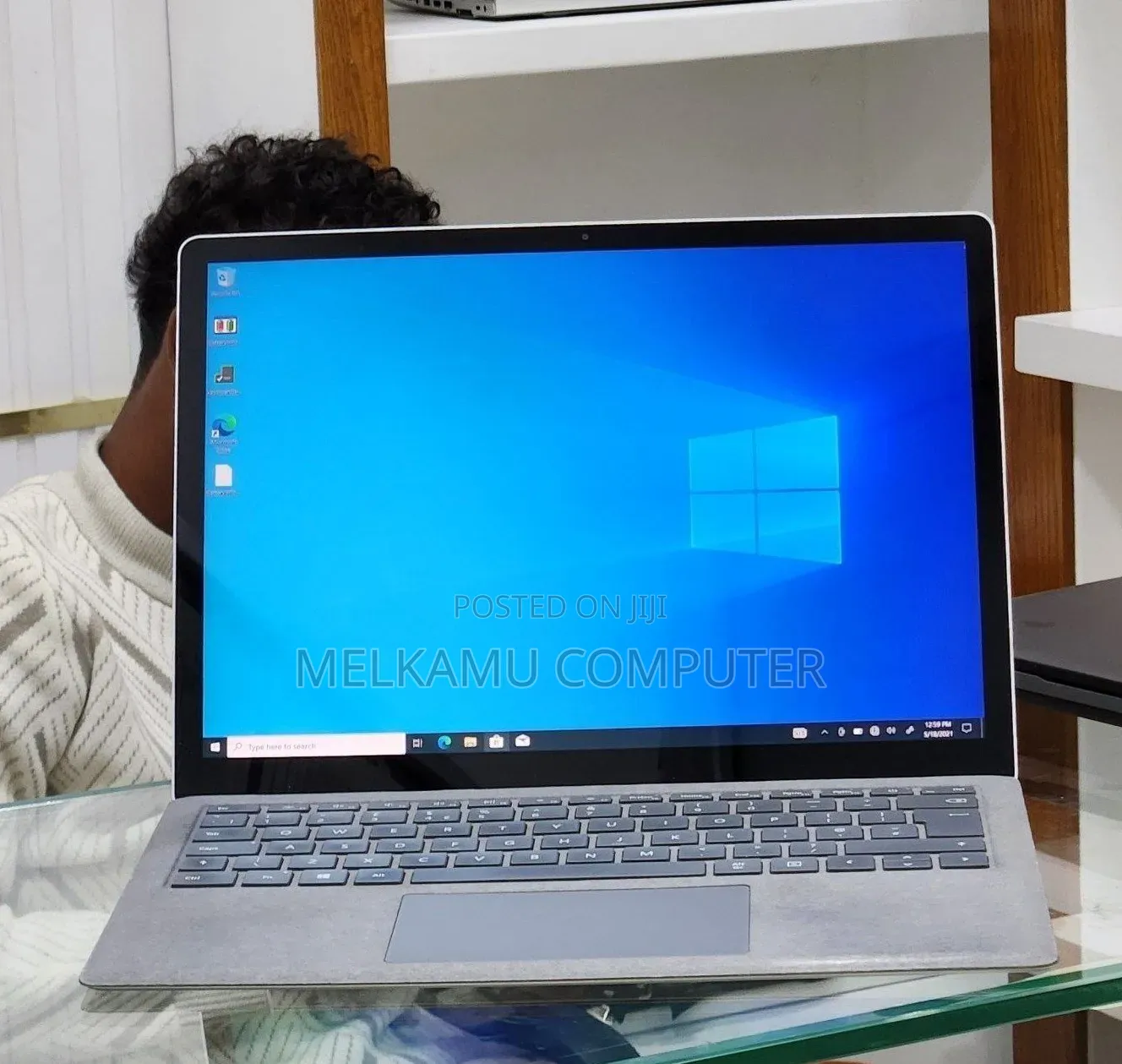 New Laptop Microsoft Surface 16GB Intel Core i5 SSD 256GB