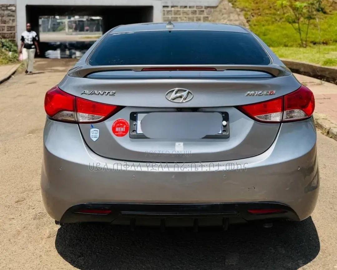 Hyundai Avante 2013 Gray