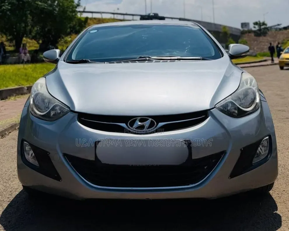 Hyundai Avante 2013 Gray