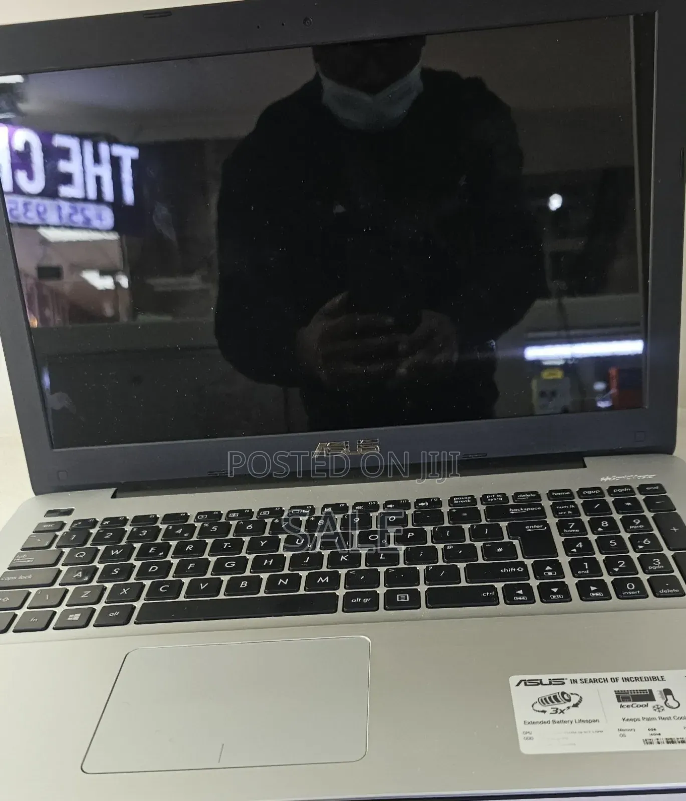 New Laptop Asus 1015E 8GB Intel Core 7 HDD 750GB