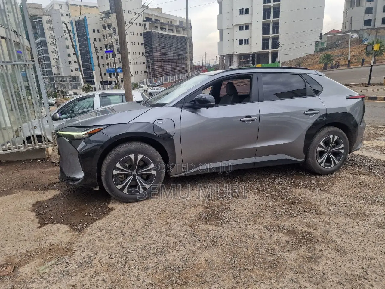 Toyota bZ4X Limited AWD 2024 Gray