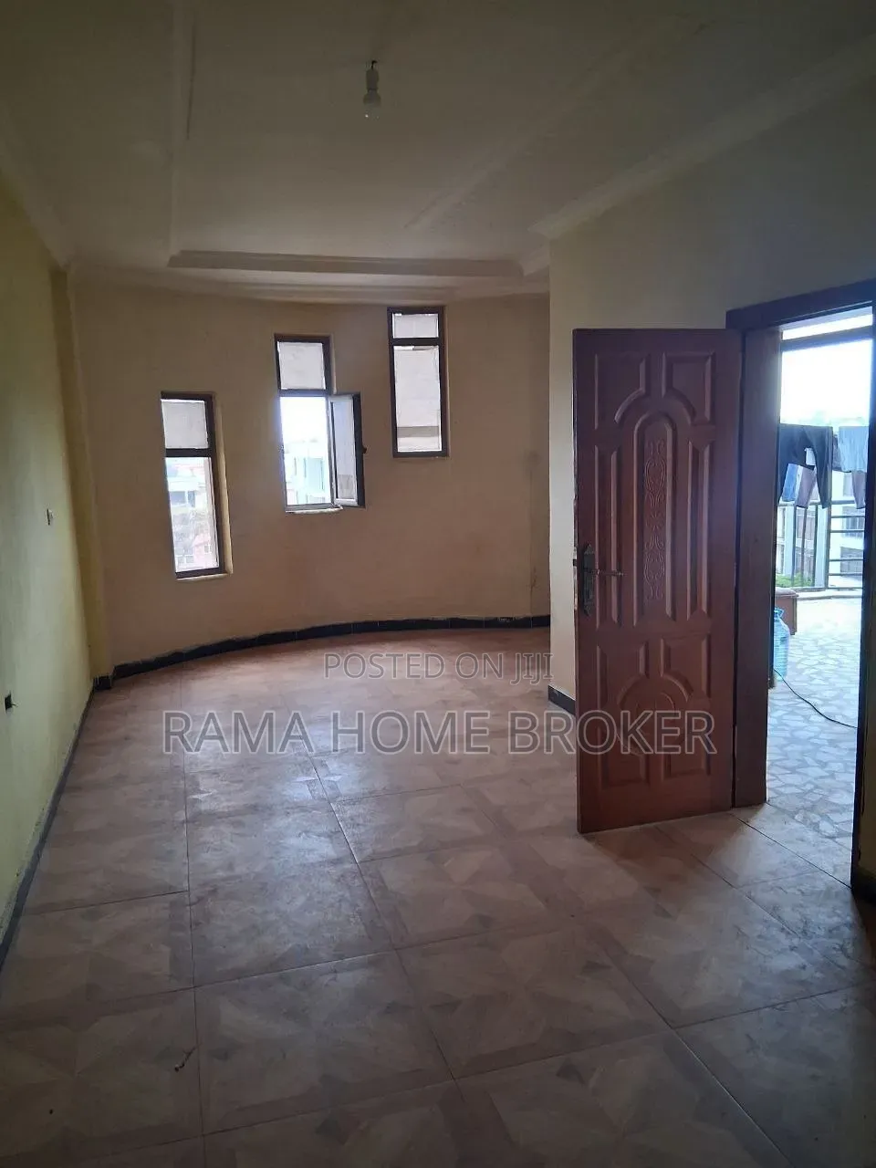 Furnished 7bdrm Townhouse/Terrace in በሰሚት 72 አካባቢ, Yeka for sale