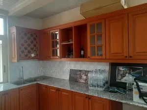 Furnished 6bdrm Townhouse/Terrace in አያት ኮምፓወንድ ውስጥ, Yeka for sale