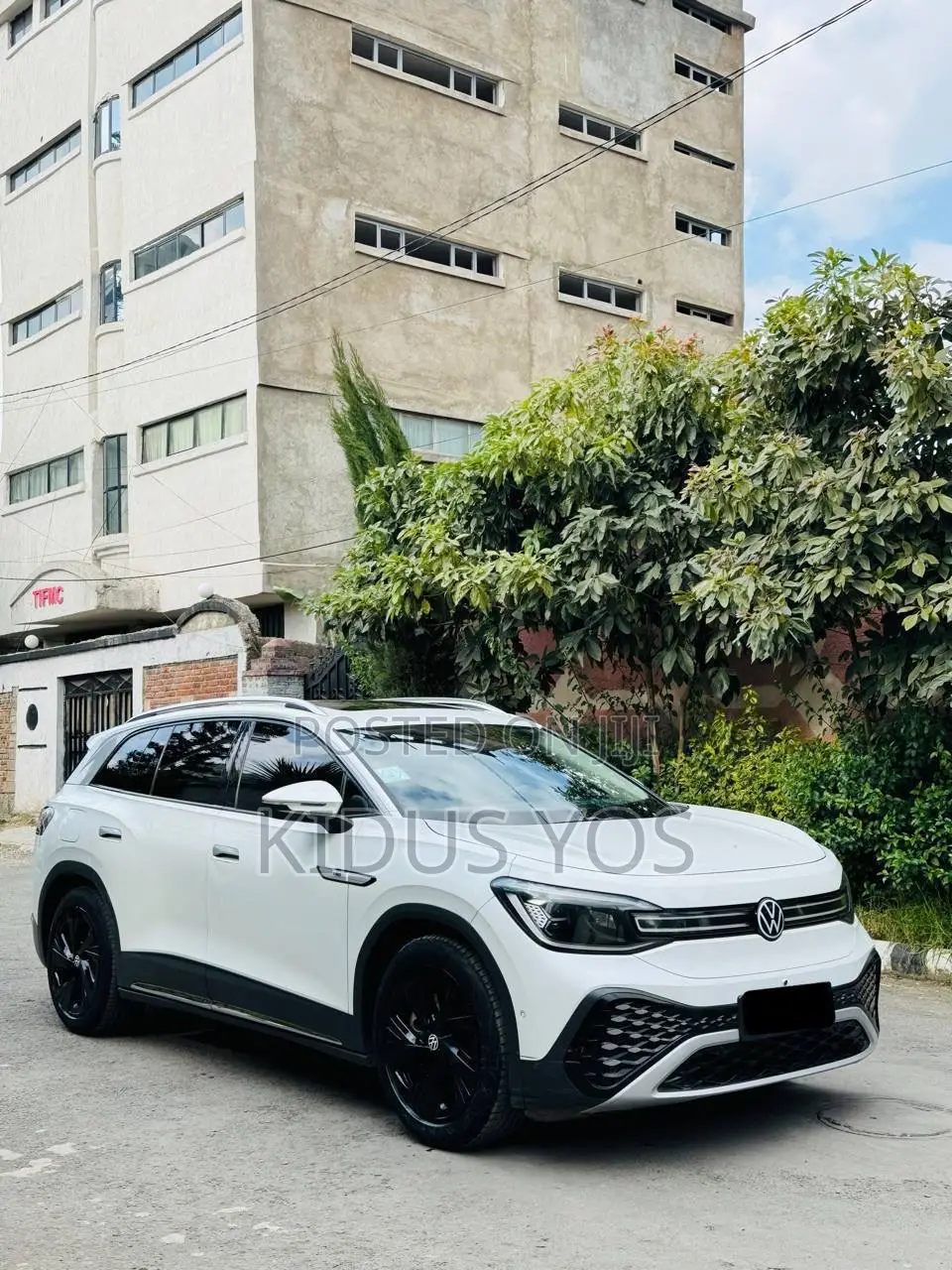 Volkswagen ID.6 2023 White