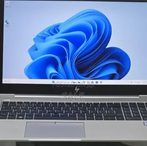 New Laptop HP EliteBook 840 G8 16GB Intel Core i7 SSD 512GB