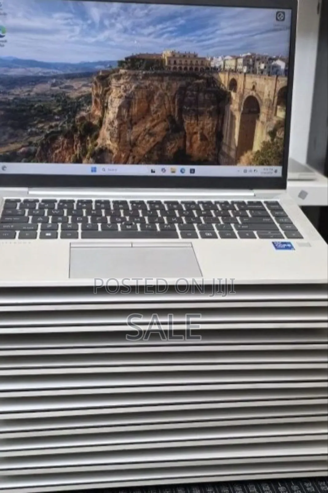 New Laptop HP EliteBook 840 G8 16GB Intel Core i7 SSD 512GB