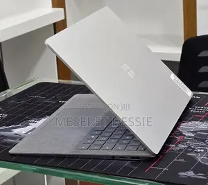 New Laptop Microsoft 16GB Intel Core i5 SSD 512GB