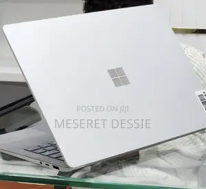 New Laptop Microsoft Surface 16GB Intel Core i7 SSD 256GB