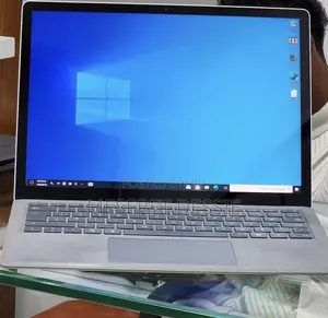 New Laptop Microsoft Surface 16GB Intel Core i7 SSD 256GB